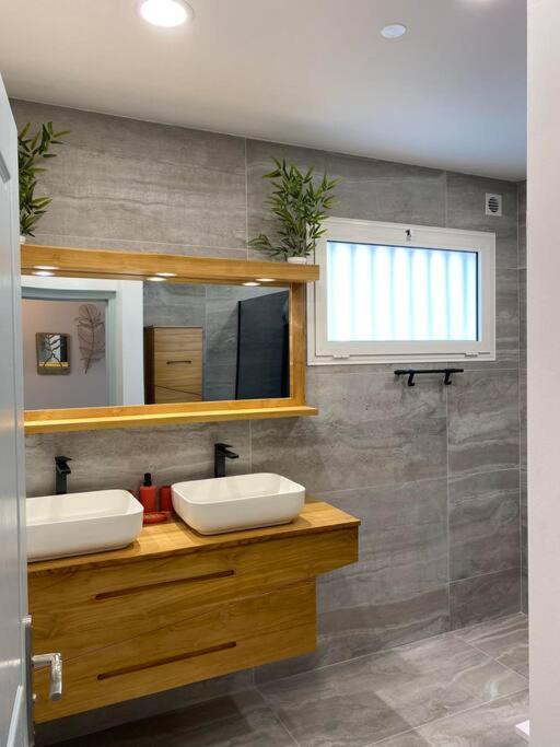 Les Villas 400, Saint-Pierre Villa Entiere Jusqu'A 8 Personnes Luaran gambar